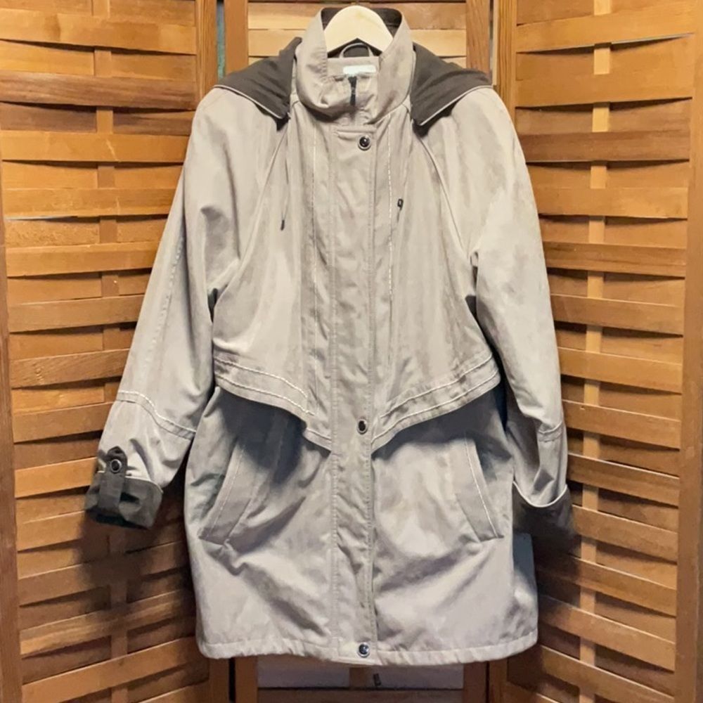 St. John's Bay Tan Brown Jacket Women XL Coat Removable Hood Liner Polyester